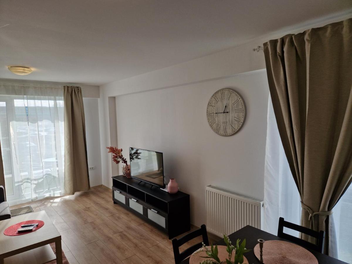 Star Airport Residence Отопень Екстер'єр фото
