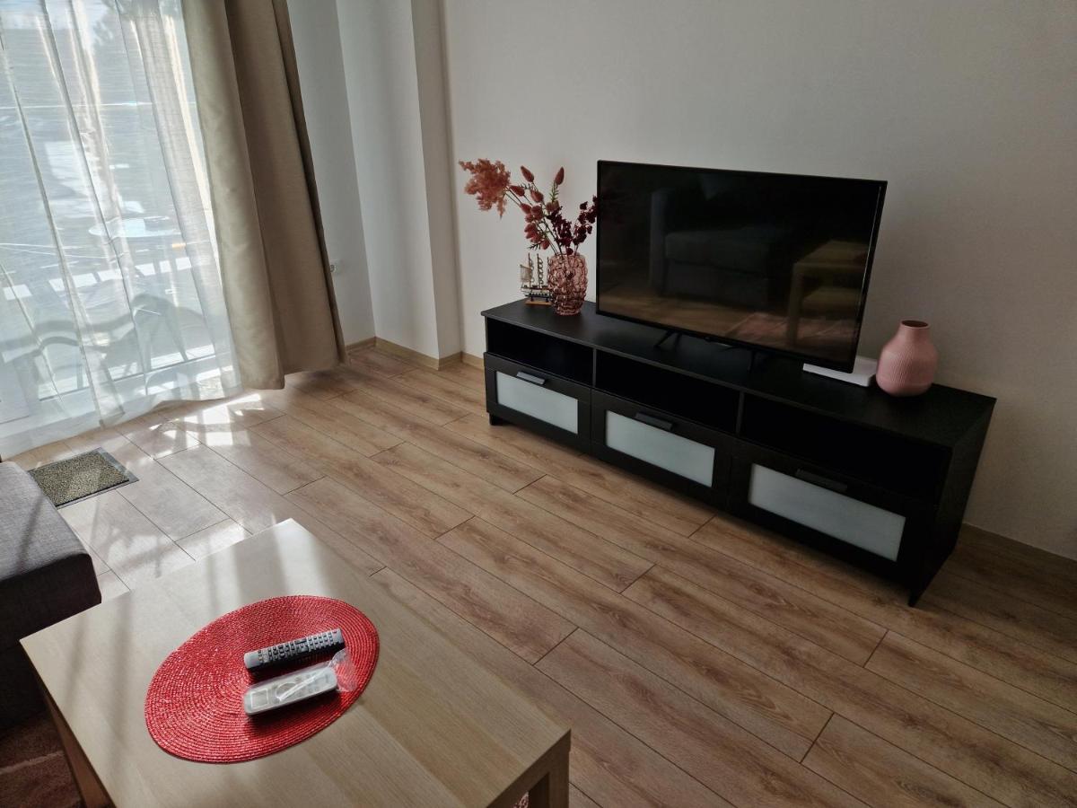 Star Airport Residence Отопень Екстер'єр фото