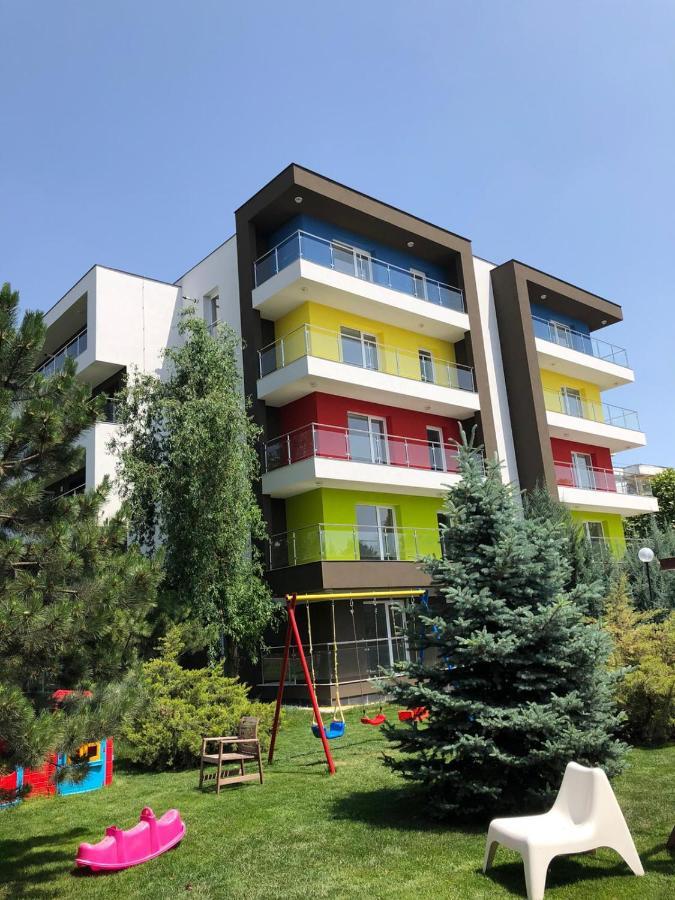 Star Airport Residence Отопень Екстер'єр фото